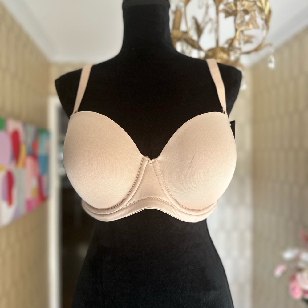 Wacoal detachable strap/strapless bra